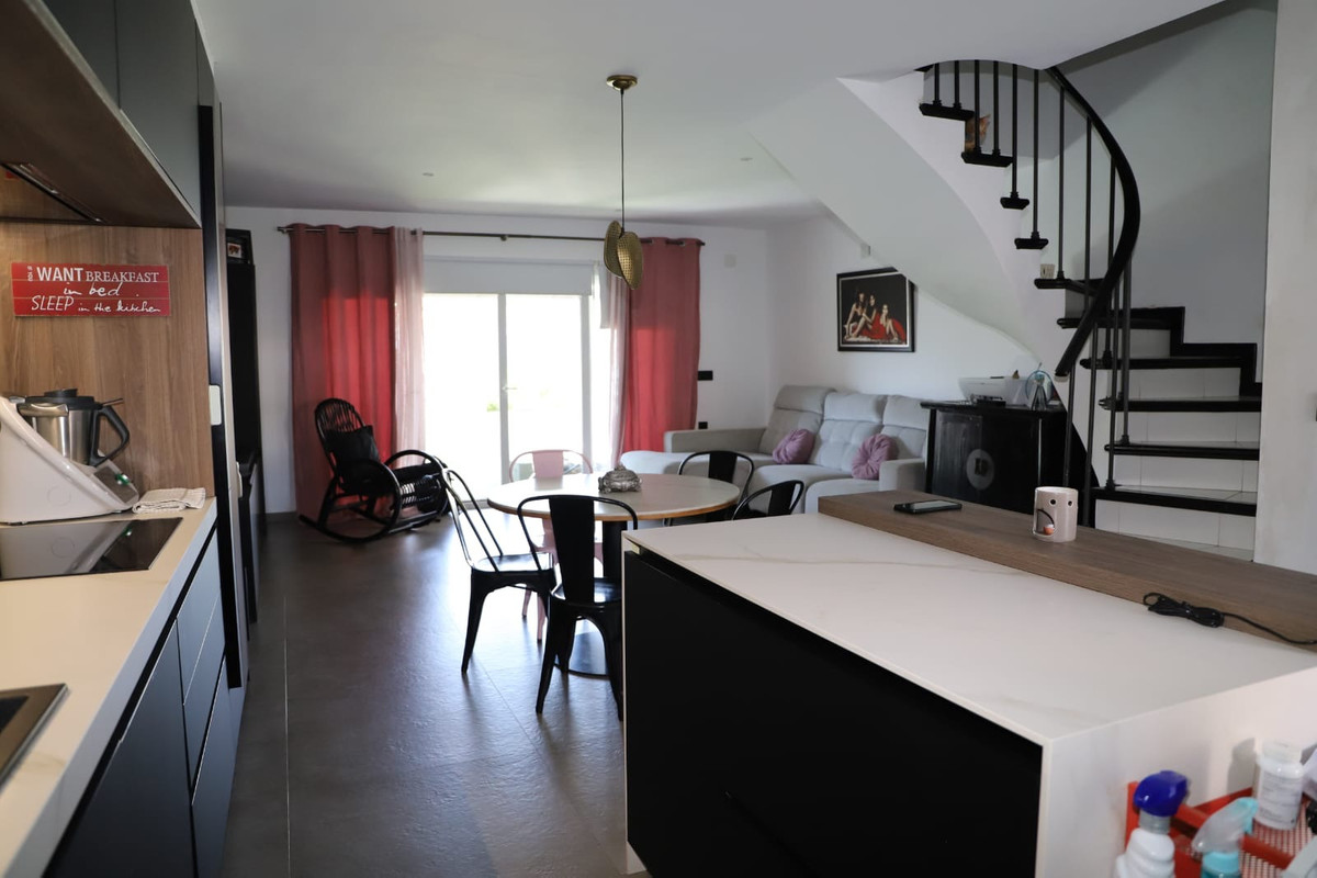 7-aa4cc561180b369757c0bb4af9886cd3-62