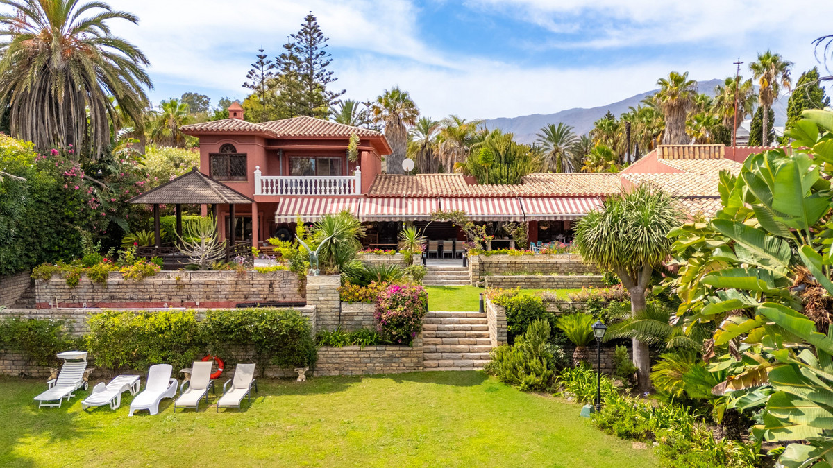 8-e64a9055bba3e77ac8aca3b893cdf826-42