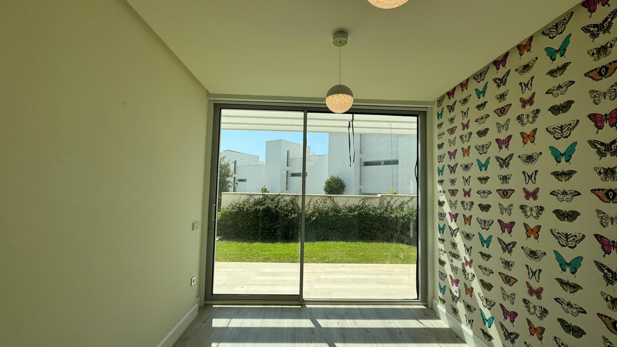 8-e64a9055bba3e77ac8aca3b893cdf826-50