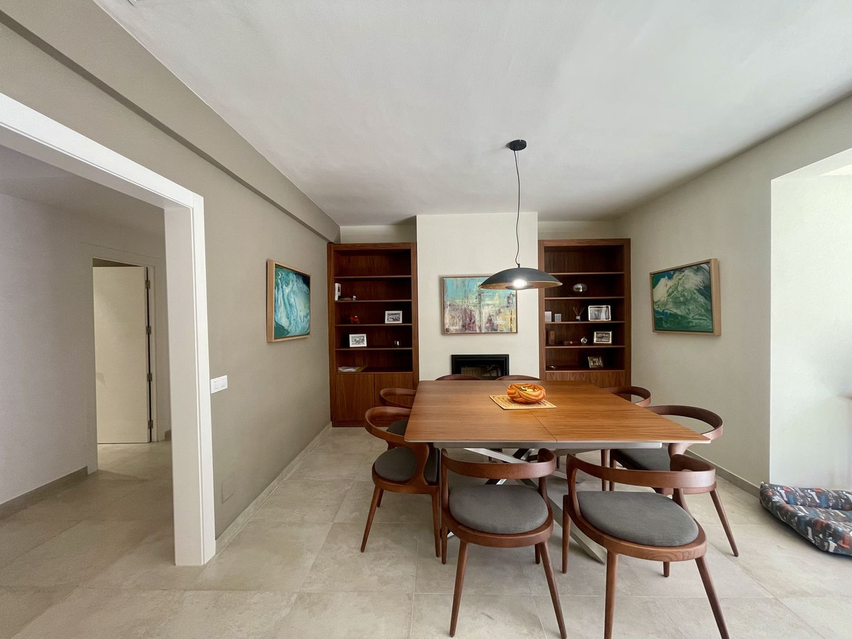 10-bb915d1cb19341576dcdc994b81ab9c5-2