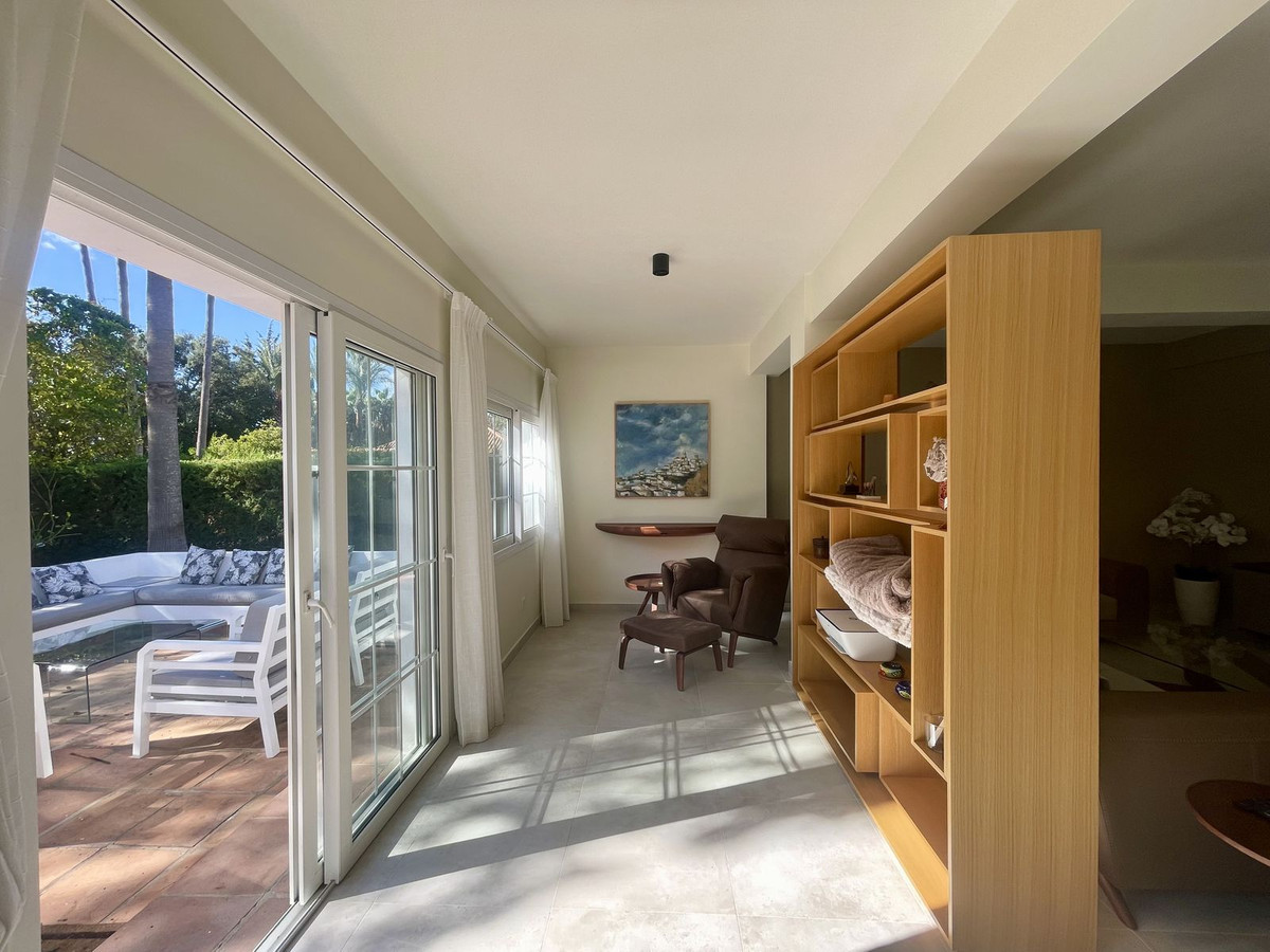 12-53013098fcab6c38b1379cd33298e050-2