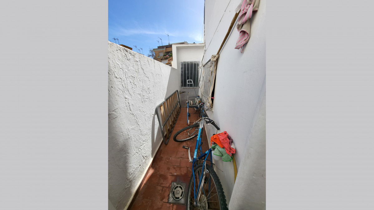 13-5fd73dea700db77384c091ca9818b1a9-1