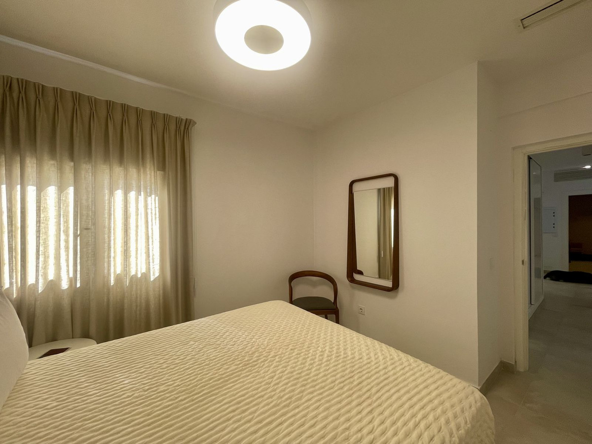 22-bcf8e6250e0bab365f900a8ac31ac040-1