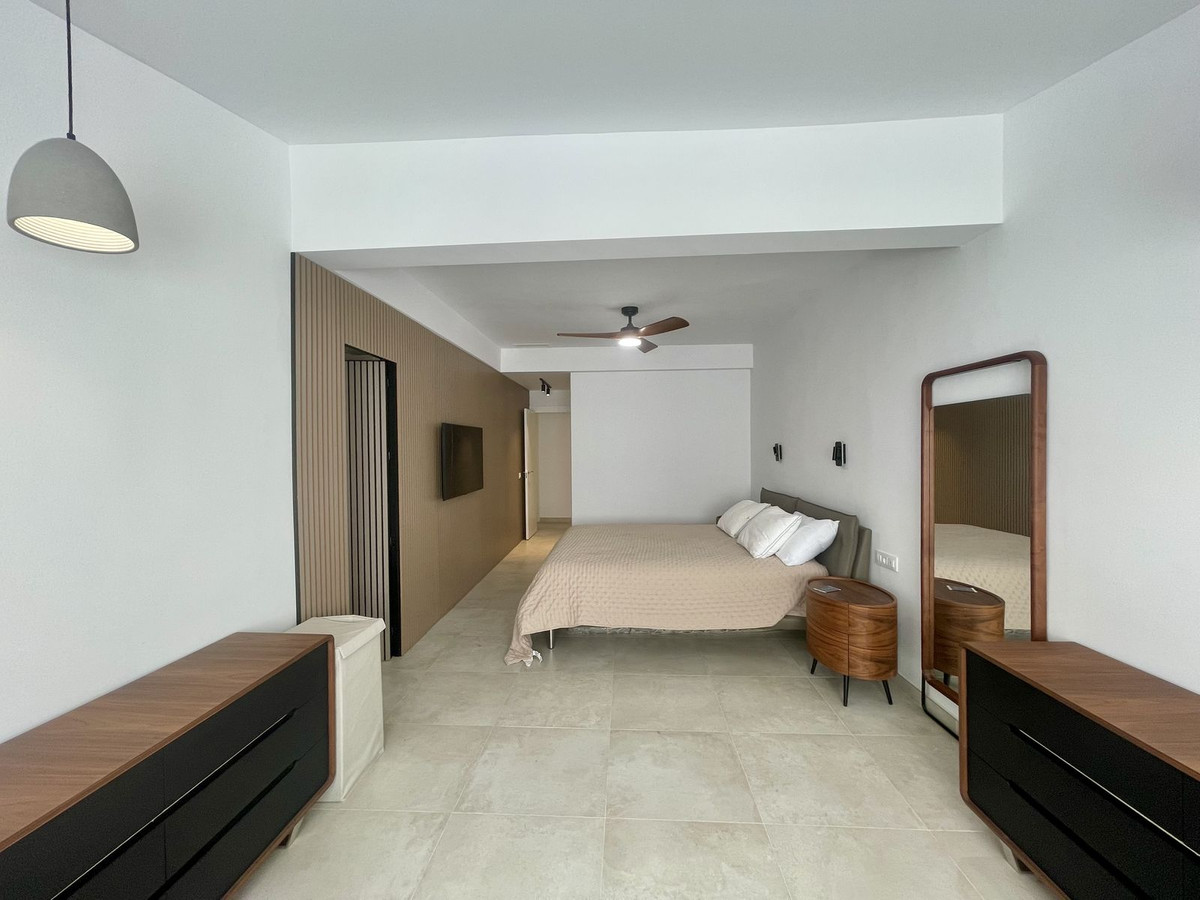 25-45e7a00e8ada30030040e20a35fbccfd-1