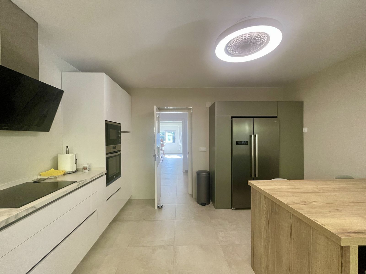 33-f37a7fab00fce6ff6b895520b67d6d6d-1