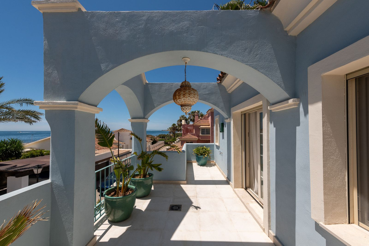 33-f37a7fab00fce6ff6b895520b67d6d6d