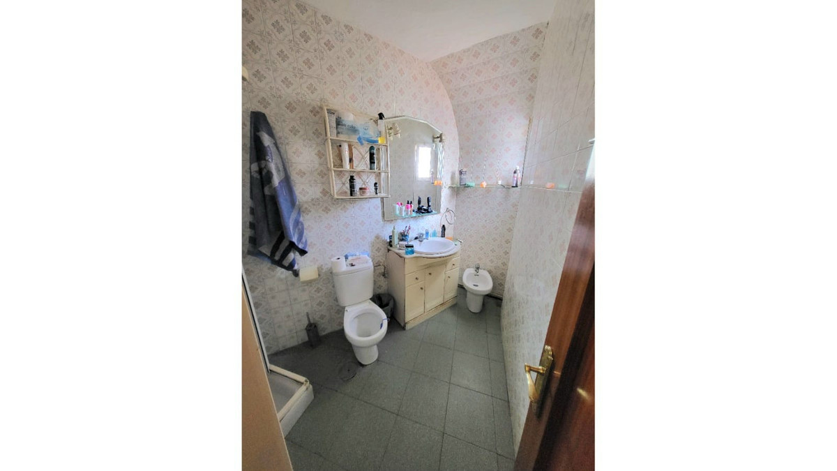 6-241328e1bcc9c0d8ce1222beb6c967a8-1